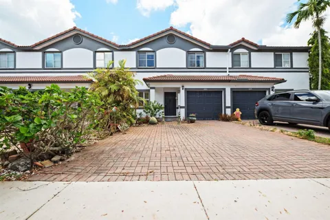 2481 NW 98th Lane