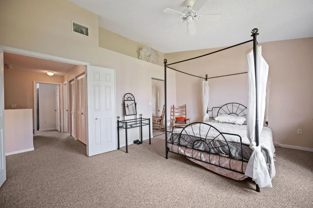 2481 NW 98th Lane Sunrise, FL 33322