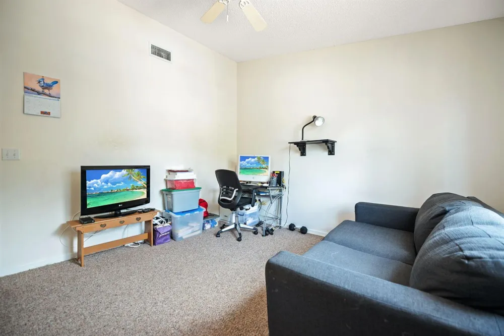 2481 NW 98th Lane Sunrise, FL 33322
