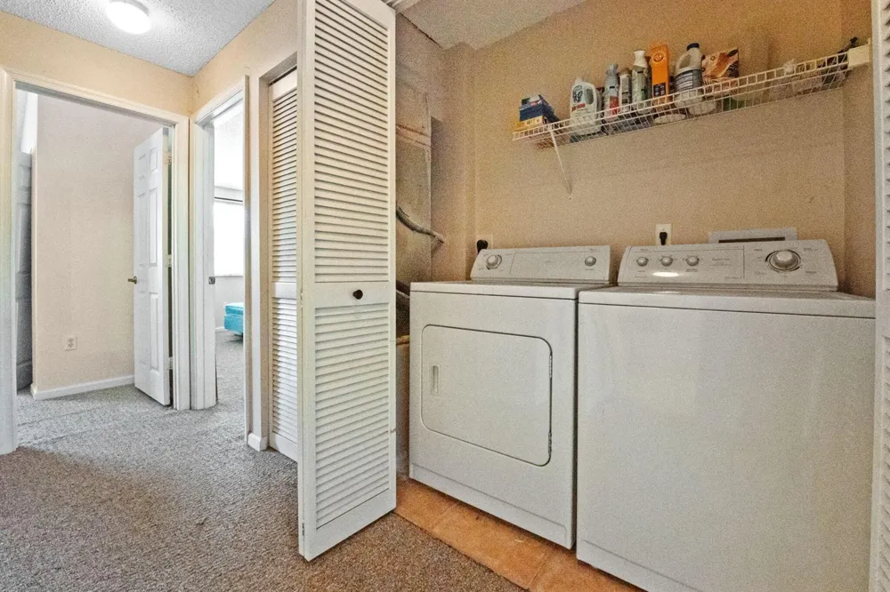 2481 NW 98th Lane Sunrise, FL 33322