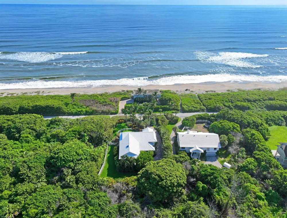 162 Beach Road Jupiter Island, FL 33455