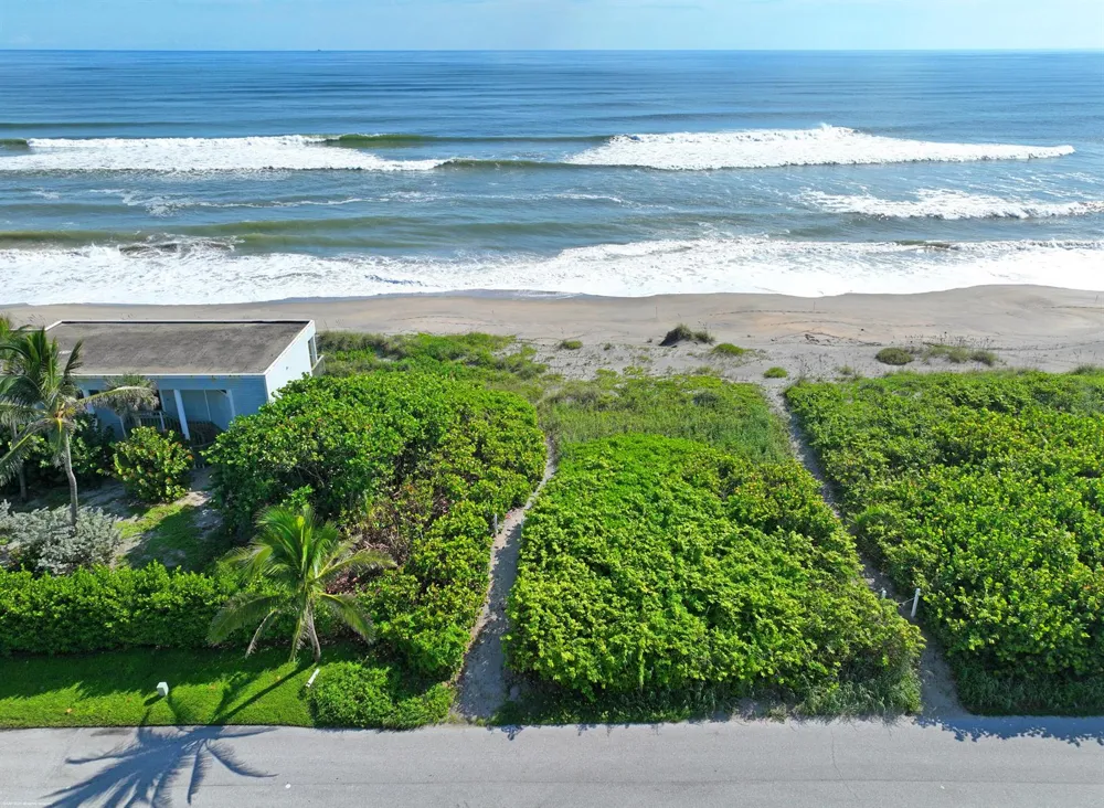 162 Beach Road Jupiter Island, FL 33455