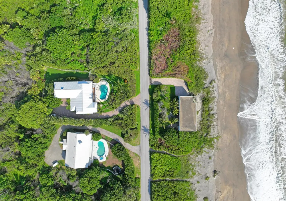 162 Beach Road Jupiter Island, FL 33455