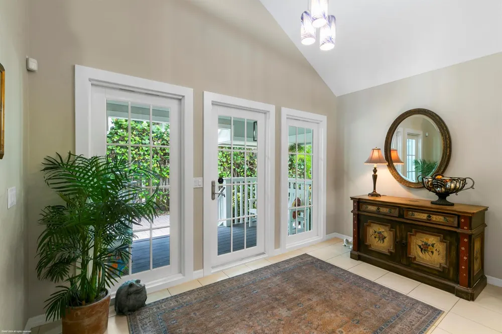 162 Beach Road Jupiter Island, FL 33455