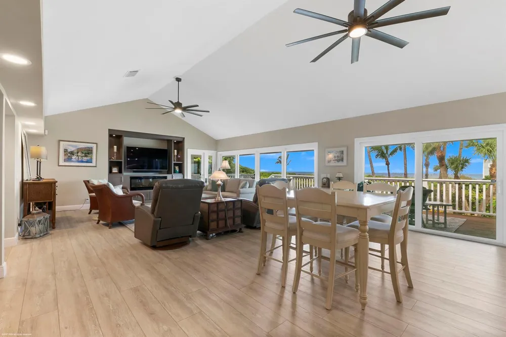 162 Beach Road Jupiter Island, FL 33455