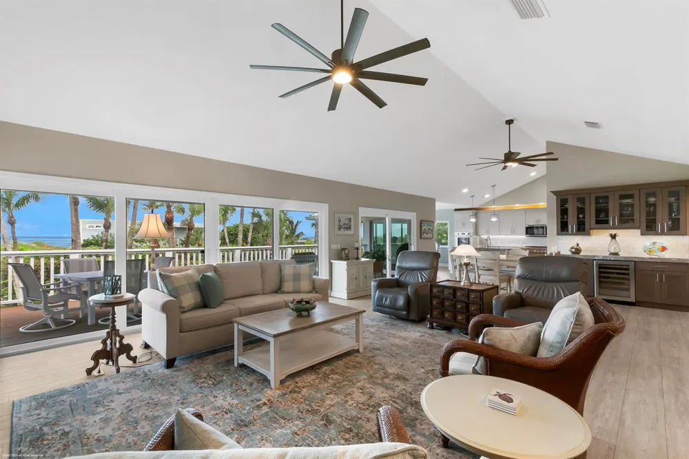 162 Beach Road Jupiter Island, FL 33455