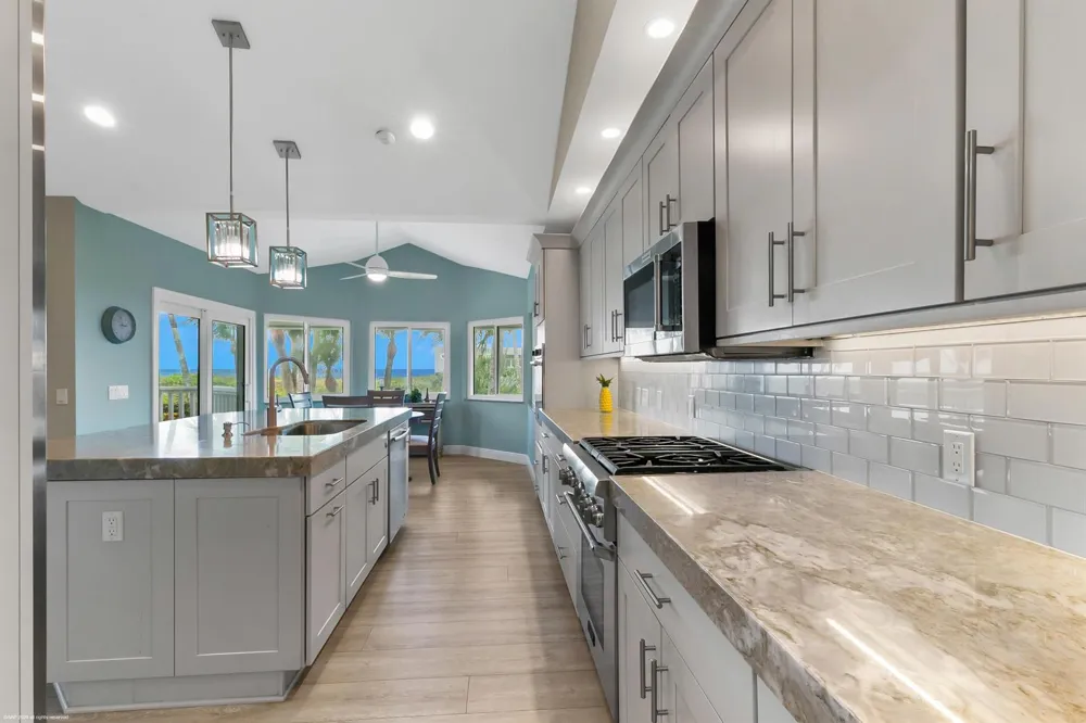 162 Beach Road Jupiter Island, FL 33455