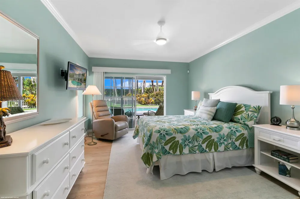 162 Beach Road Jupiter Island, FL 33455
