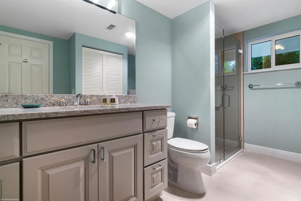 162 Beach Road Jupiter Island, FL 33455