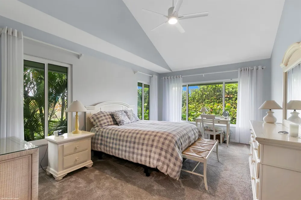 162 Beach Road Jupiter Island, FL 33455