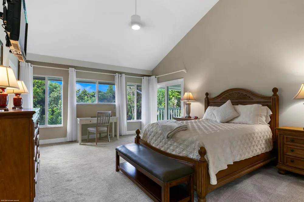 162 Beach Road Jupiter Island, FL 33455