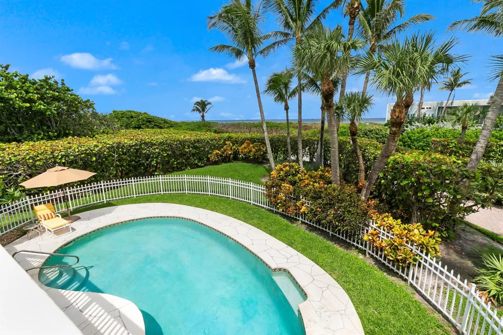 162 Beach Road Jupiter Island, FL 33455