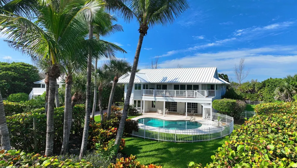 162 Beach Road Jupiter Island, FL 33455
