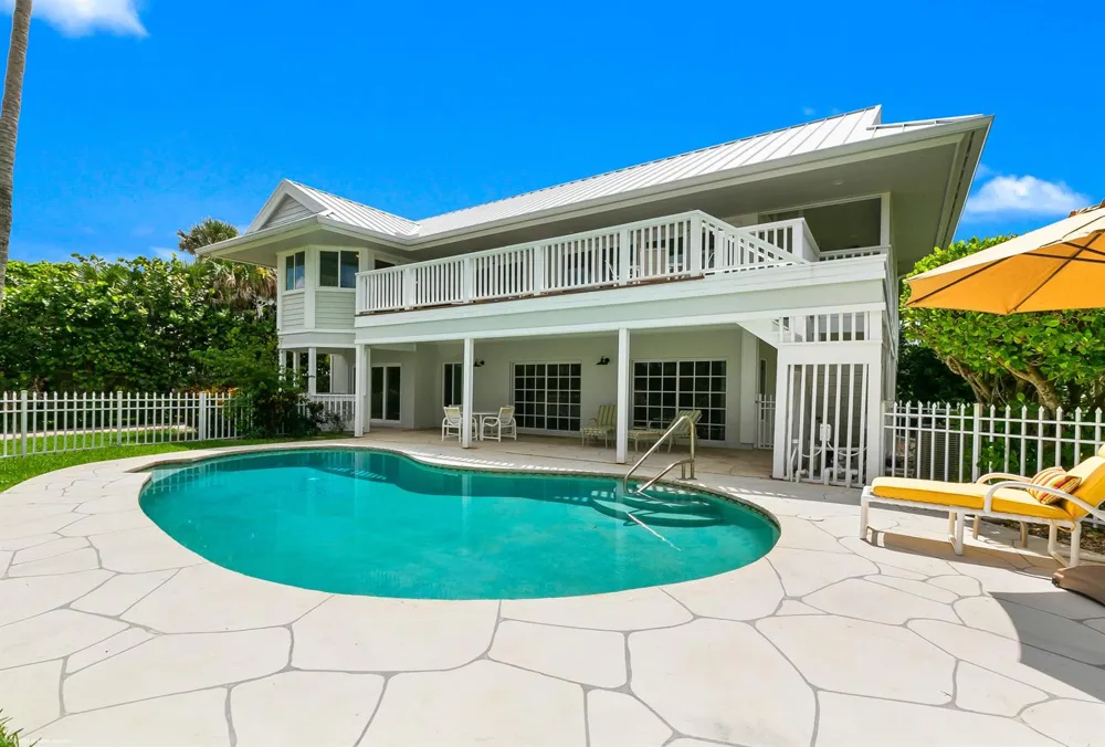 162 Beach Road Jupiter Island, FL 33455