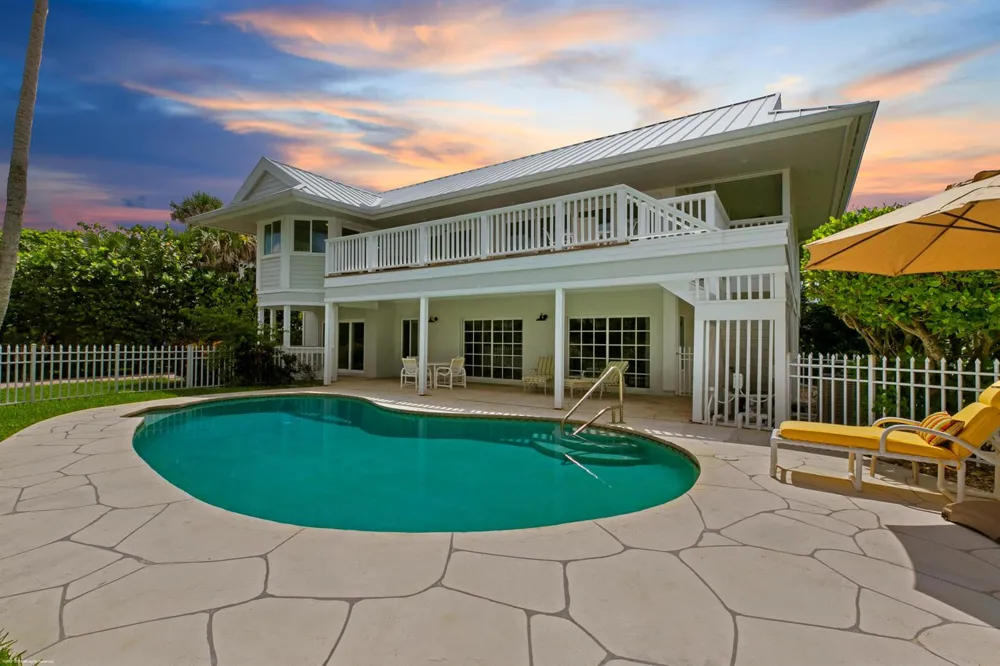 162 Beach Road Jupiter Island, FL 33455