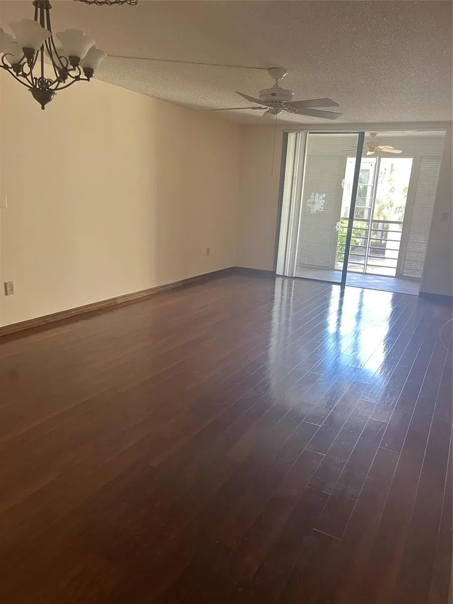 1830 Lauderdale Avenue #4311 North Lauderdale, FL 33068