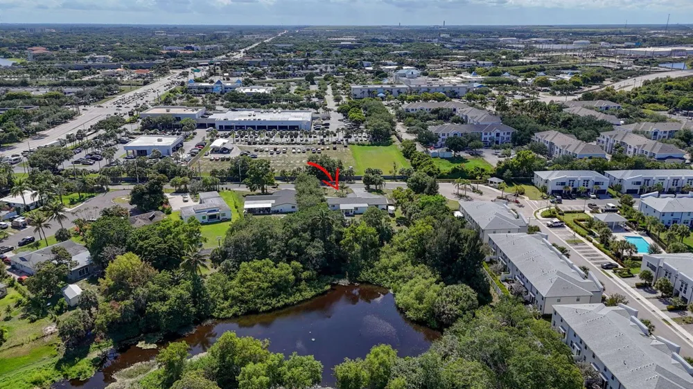 5500 West Place Mangonia Park, FL 33407