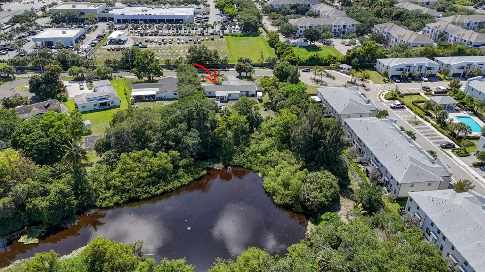 5500 West Place Mangonia Park, FL 33407