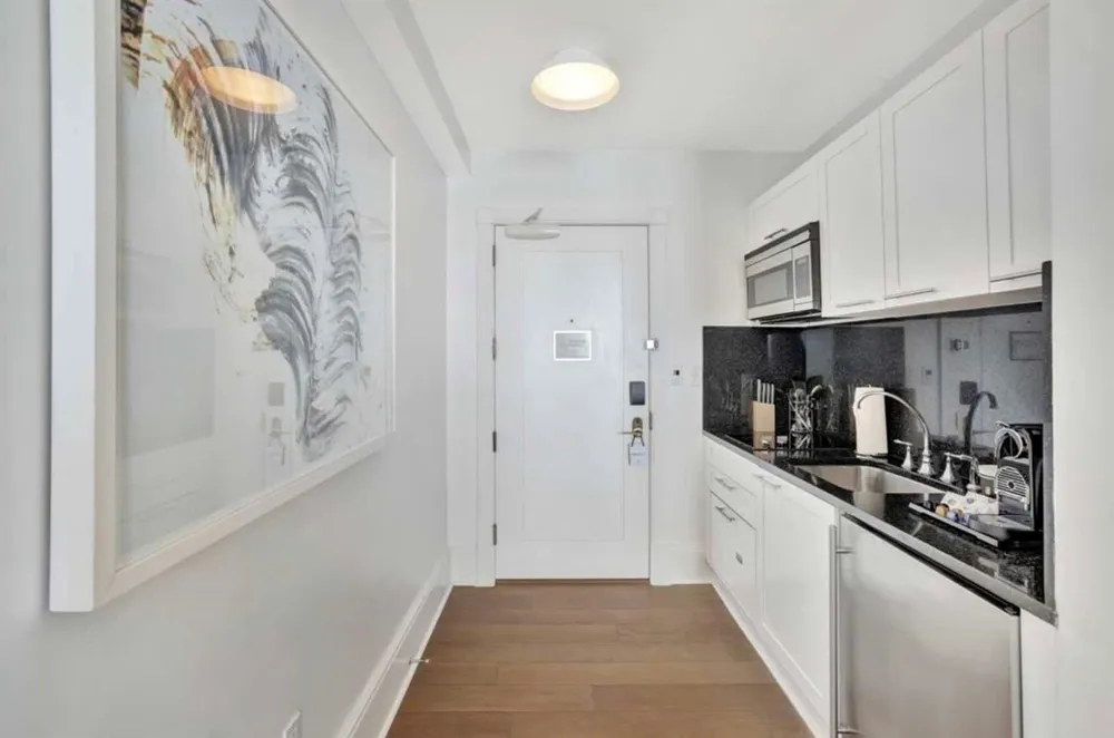 1 Fort Lauderdale Beach Boulevard #1709 Fort Lauderdale, FL 33304