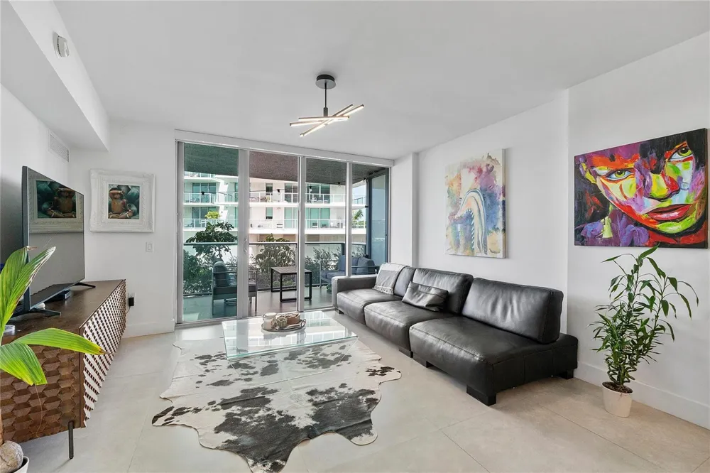 6620 Indian Creek Drive #315 Miami Beach, FL 33141