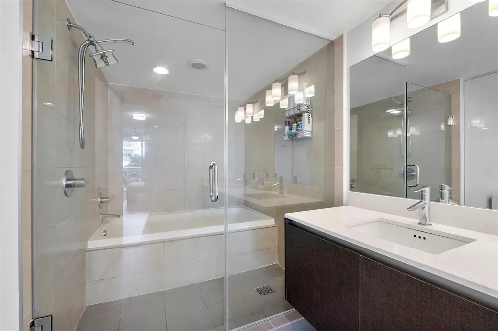 6620 Indian Creek Drive #315 Miami Beach, FL 33141