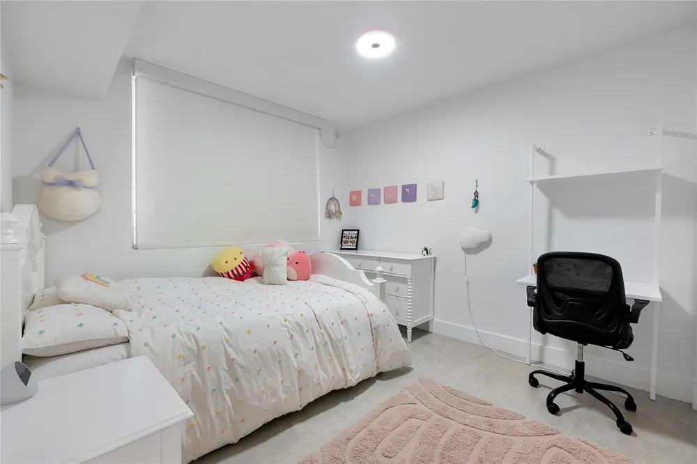 6620 Indian Creek Drive #315 Miami Beach, FL 33141