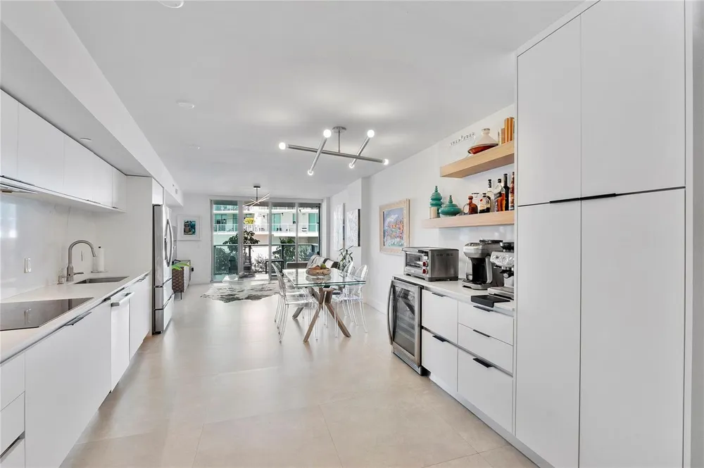 6620 Indian Creek Drive #315 Miami Beach, FL 33141