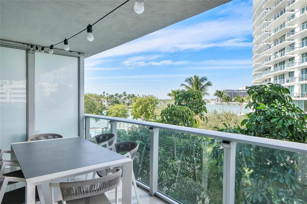 6620 Indian Creek Drive #315 Miami Beach, FL 33141