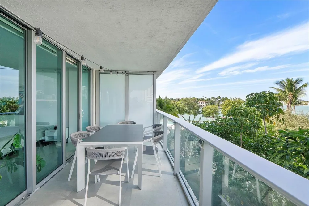 6620 Indian Creek Drive #315 Miami Beach, FL 33141