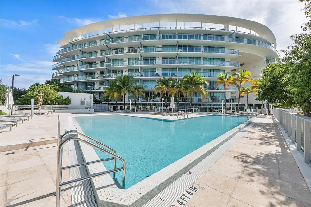 6620 Indian Creek Drive #315 Miami Beach, FL 33141