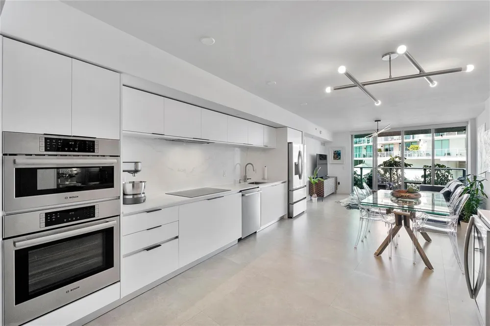 6620 Indian Creek Drive #315 Miami Beach, FL 33141