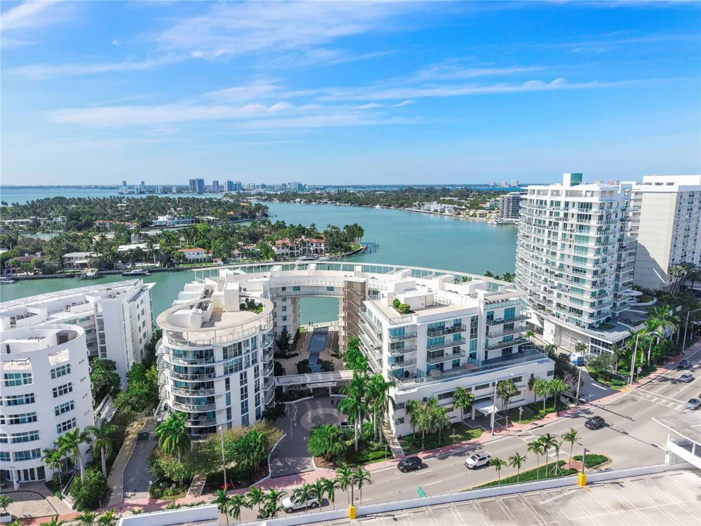 6620 Indian Creek Drive #315 Miami Beach, FL 33141
