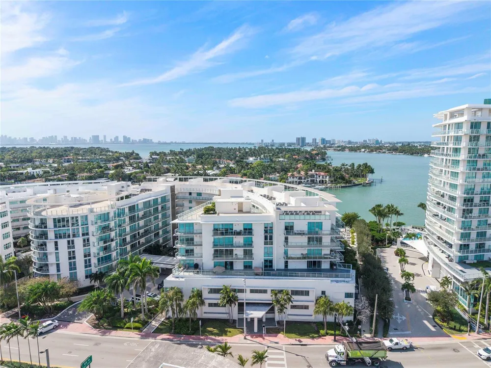 6620 Indian Creek Drive #315 Miami Beach, FL 33141
