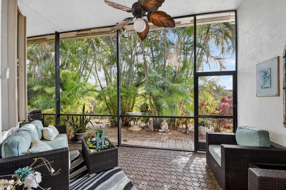 9842 Via Elegante Wellington, FL 33411