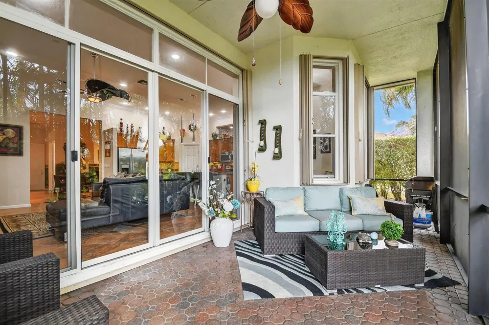 9842 Via Elegante Wellington, FL 33411