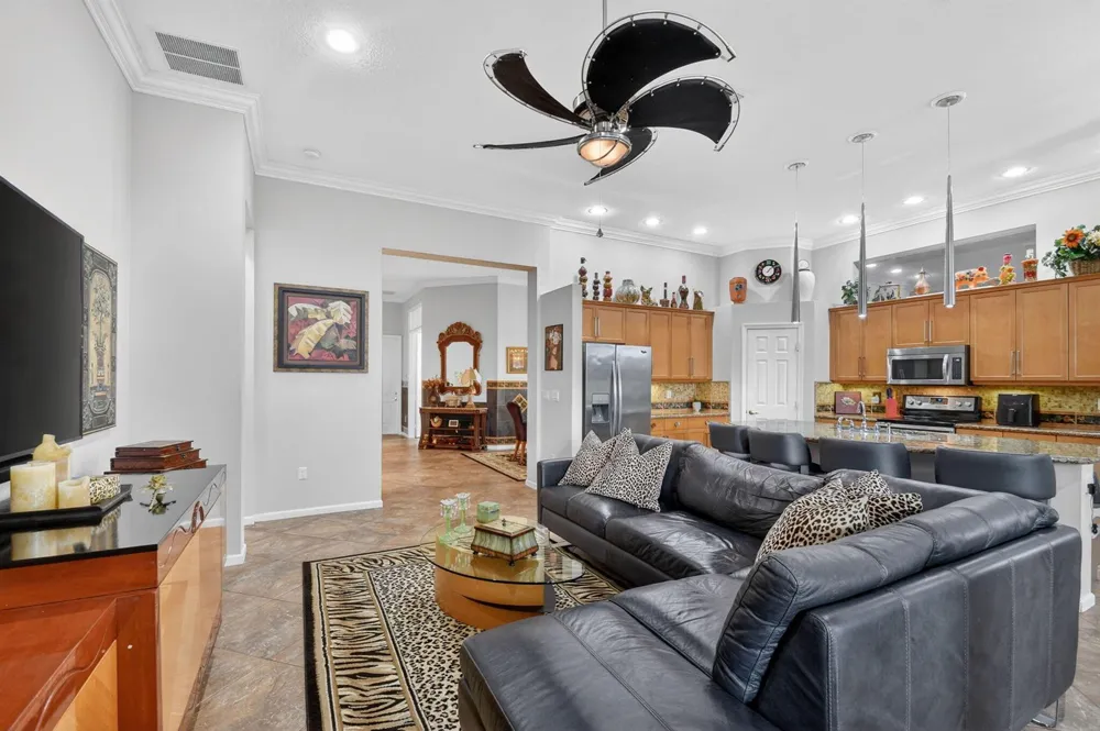 9842 Via Elegante Wellington, FL 33411