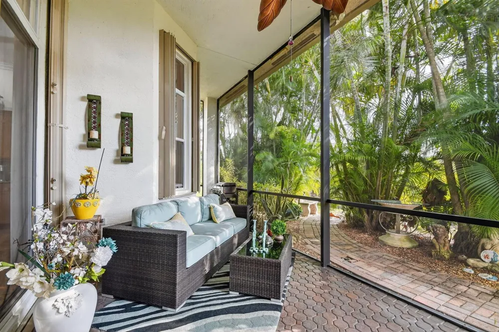 9842 Via Elegante Wellington, FL 33411
