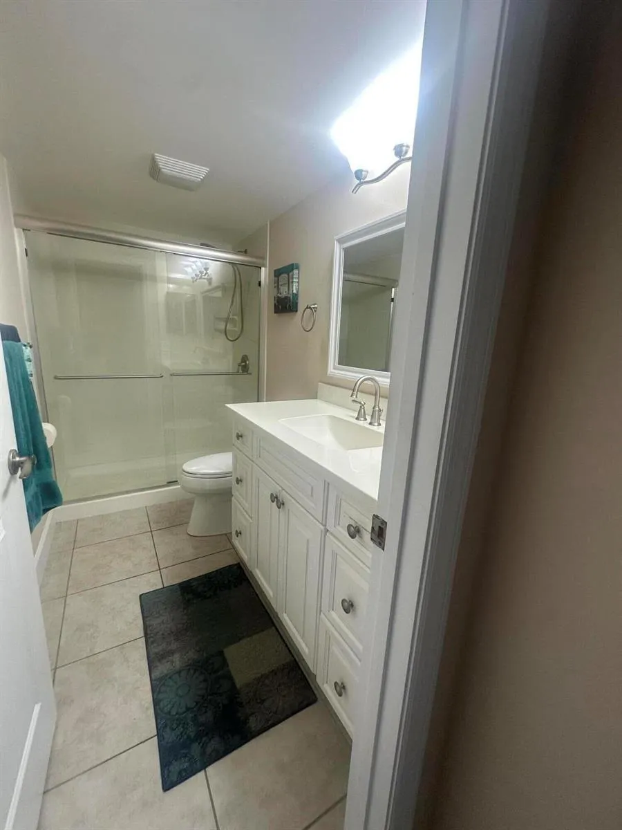 715 20th Street #104 Vero Beach, FL 32960