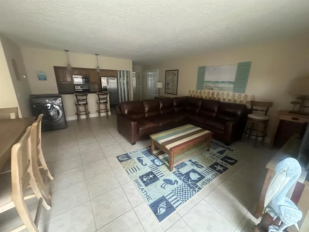 715 20th Street #104 Vero Beach, FL 32960