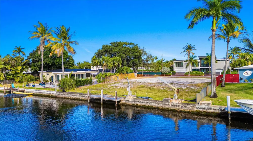 2501 Middle River Drive Fort Lauderdale, FL 33305