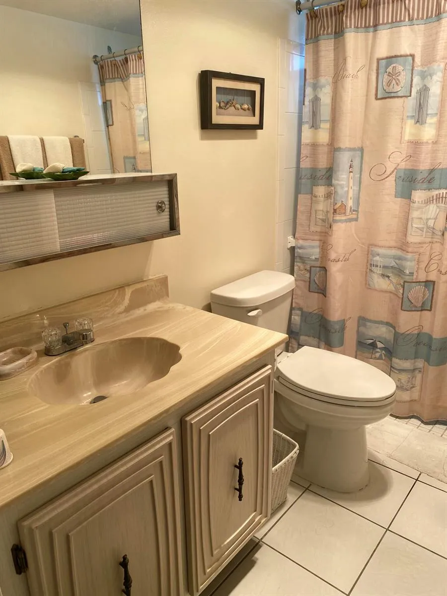 725 Lori Drive #106 Palm Springs, FL 33461