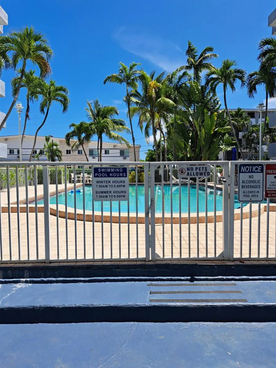 1801 S Treasure Drive North Bay Village, FL 33141