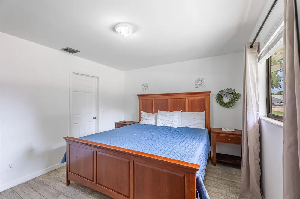 1616 SW 20th St Street SW Vero Beach, FL 32962