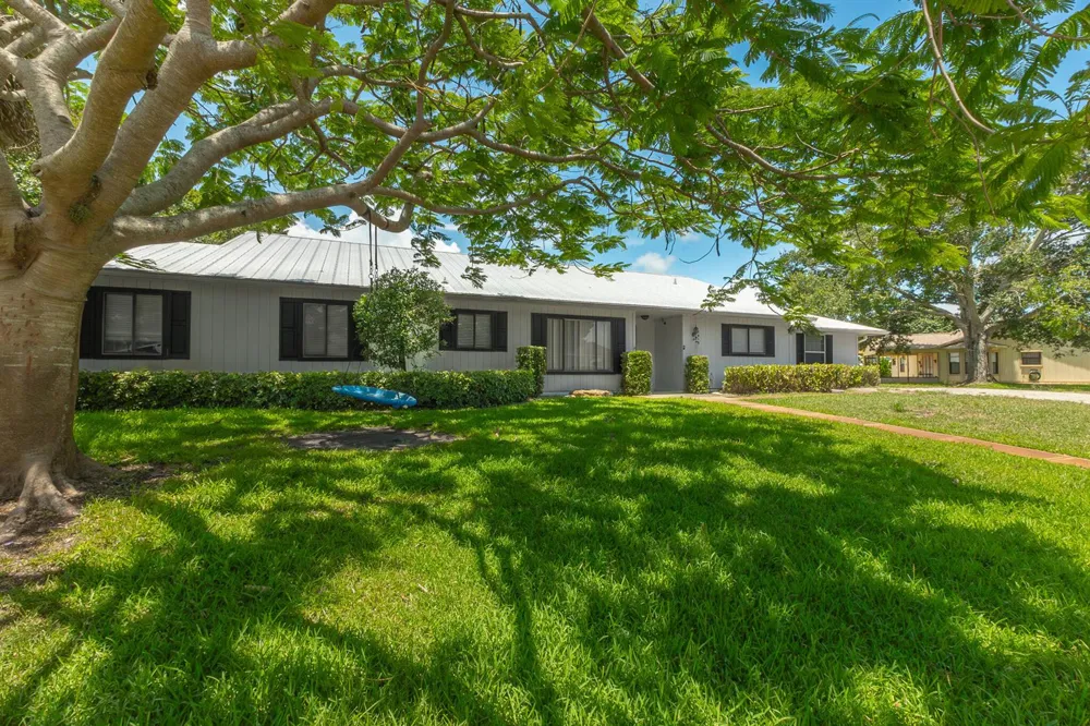 1616 SW 20th St Street SW Vero Beach, FL 32962