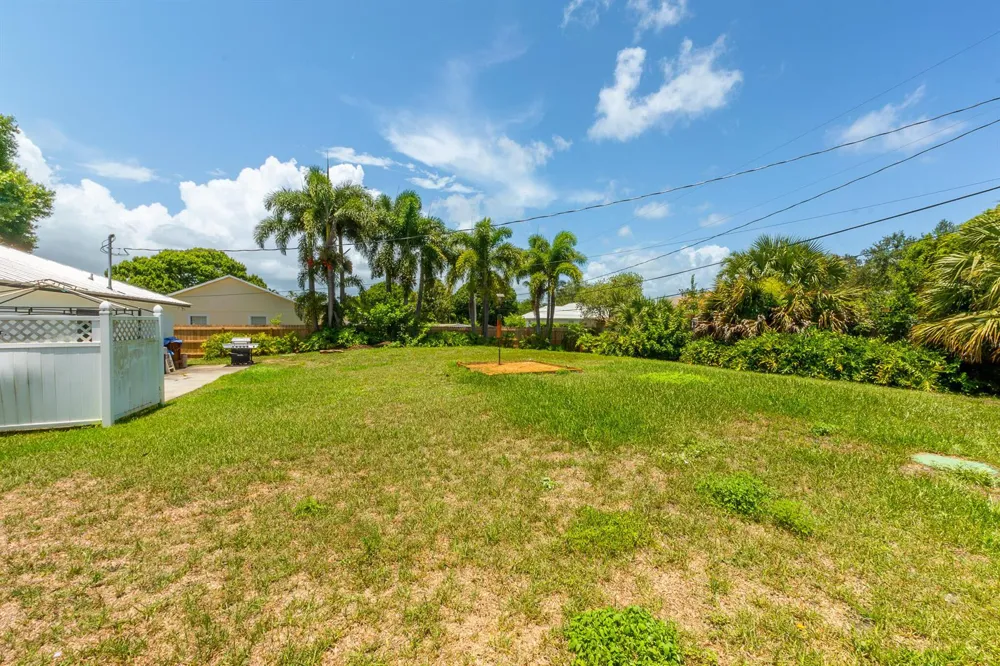 1616 SW 20th St Street SW Vero Beach, FL 32962