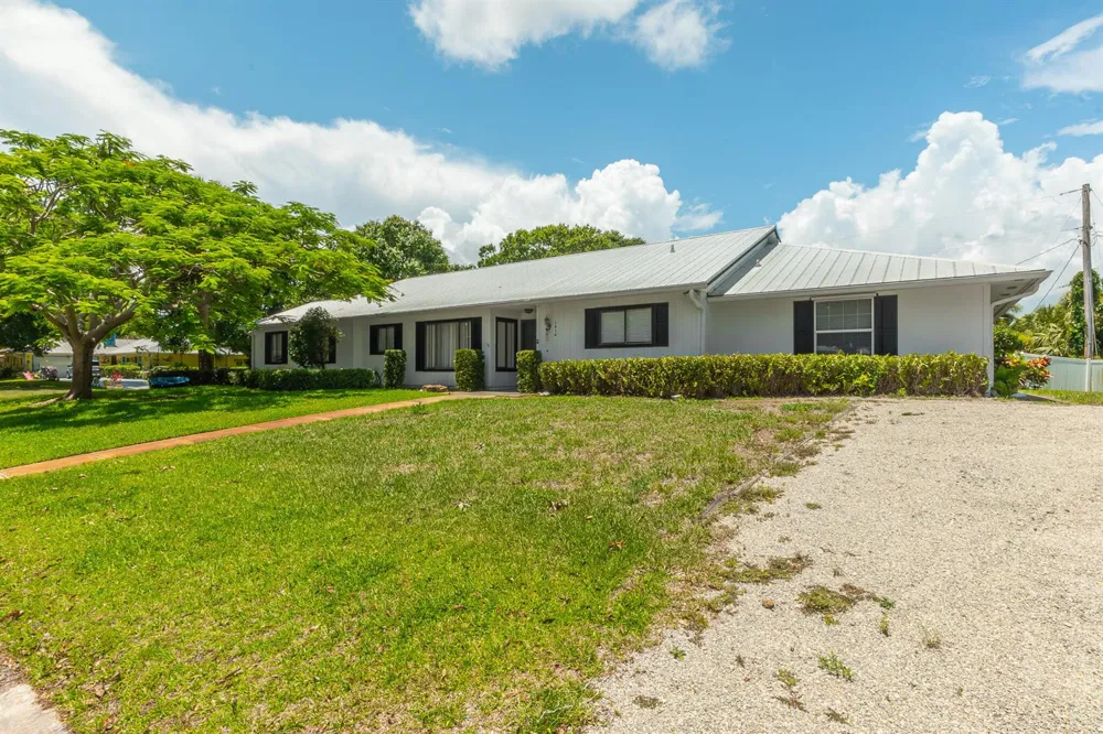 1616 SW 20th St Street SW Vero Beach, FL 32962