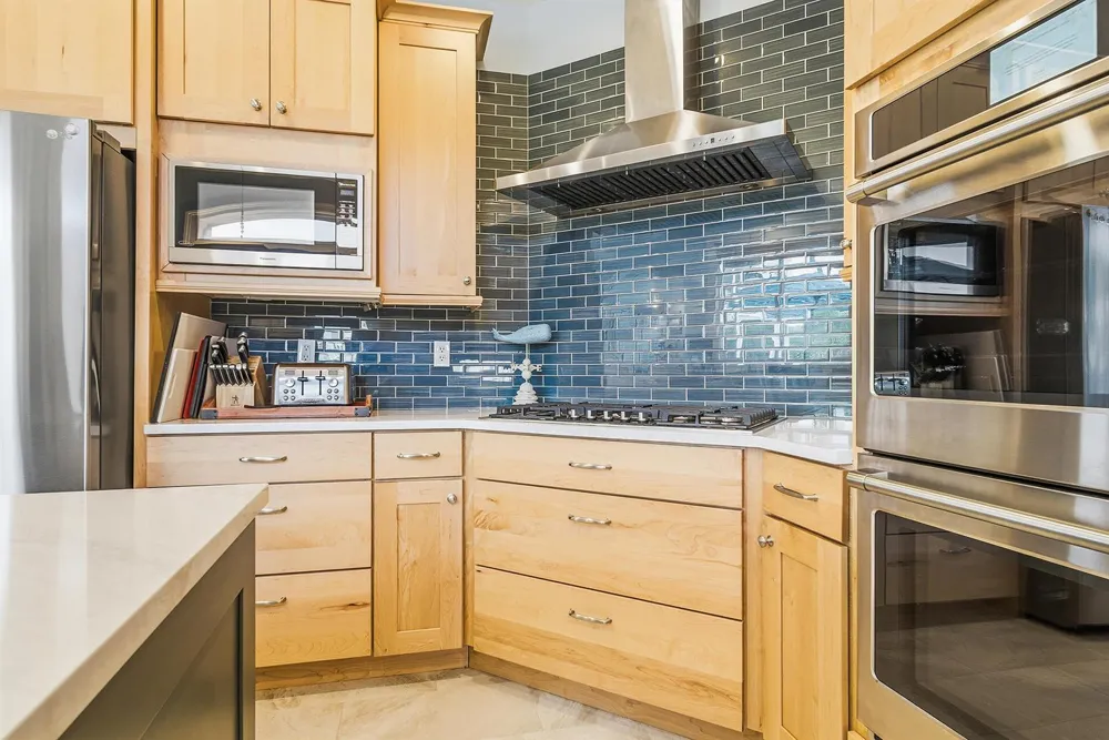 98 Southport Cove Bonita Springs, FL 34134