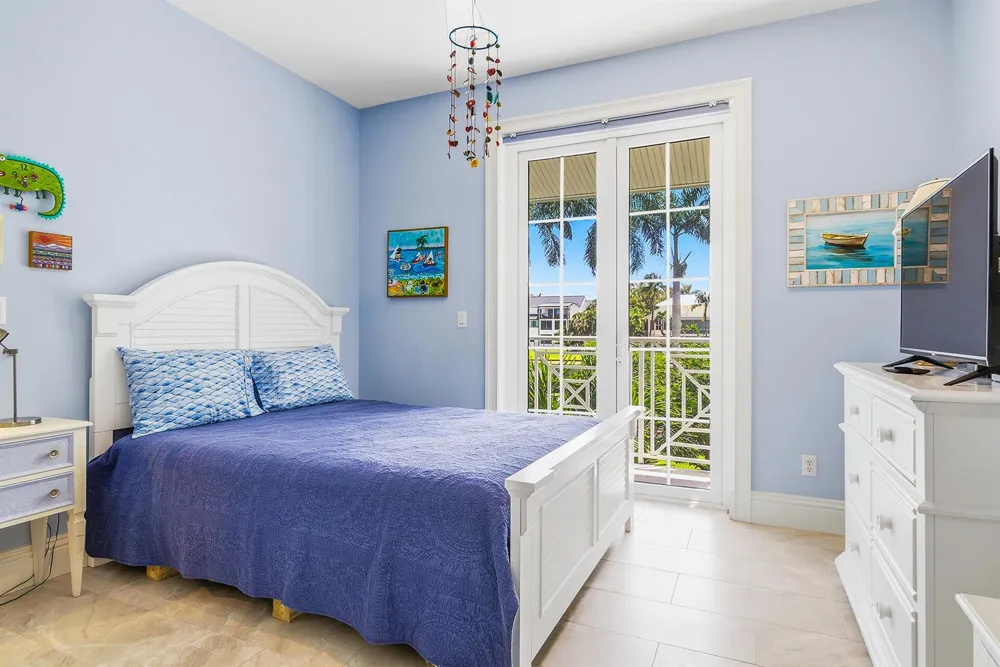 98 Southport Cove Bonita Springs, FL 34134