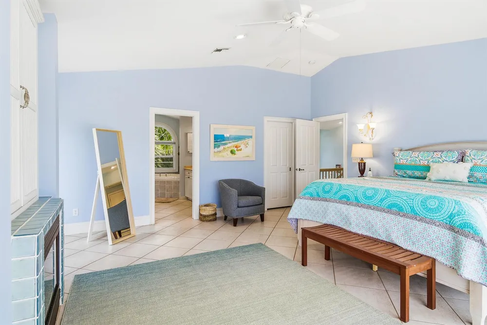 98 Southport Cove Bonita Springs, FL 34134