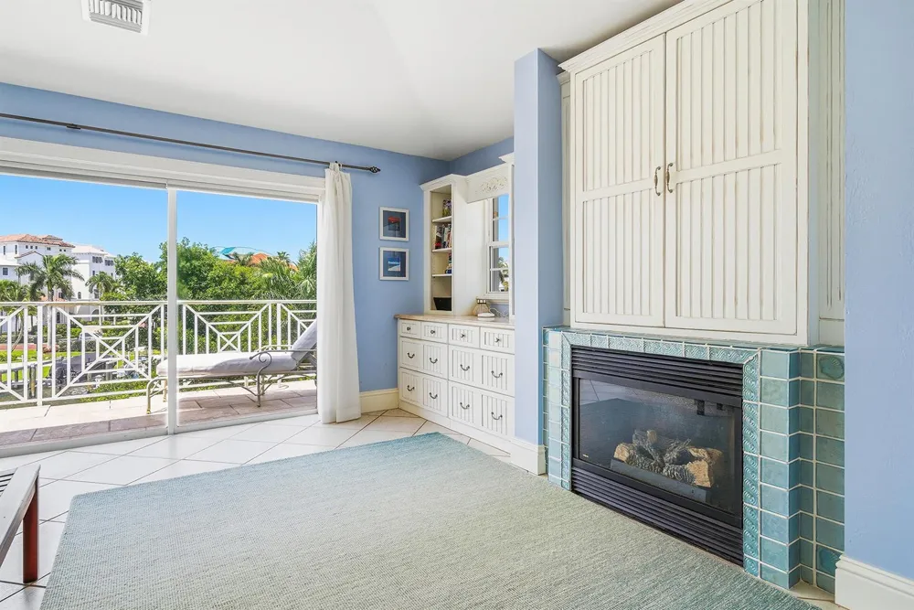 98 Southport Cove Bonita Springs, FL 34134